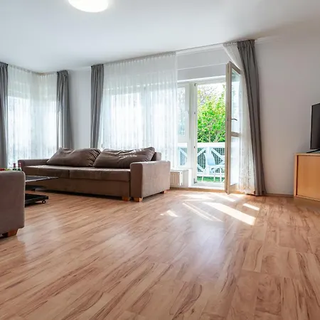 Apartment Vineta *